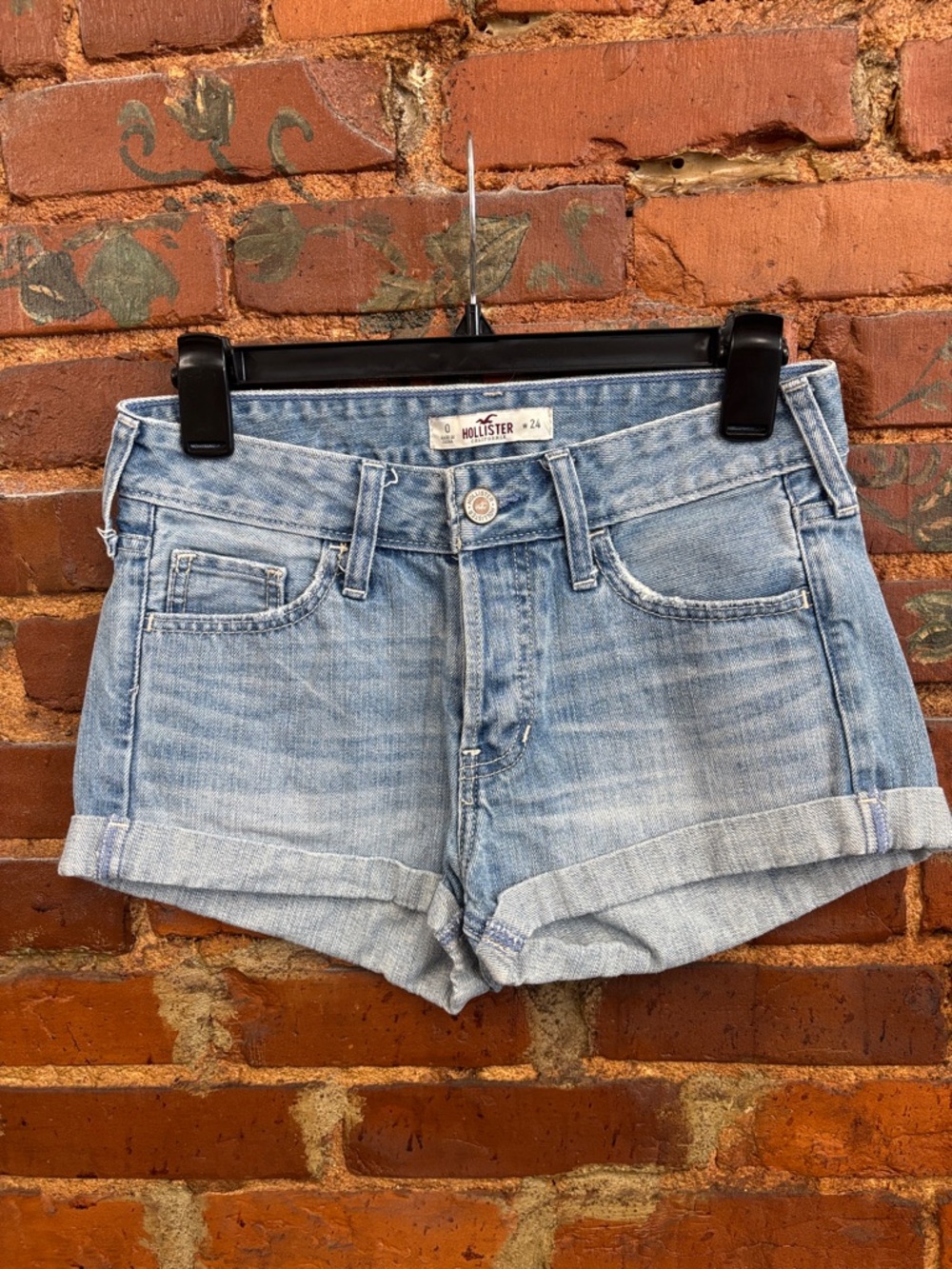 Hollister Light Blue Rolled Cuff Denim Shorts Button Fly Size‎ 0 W24
